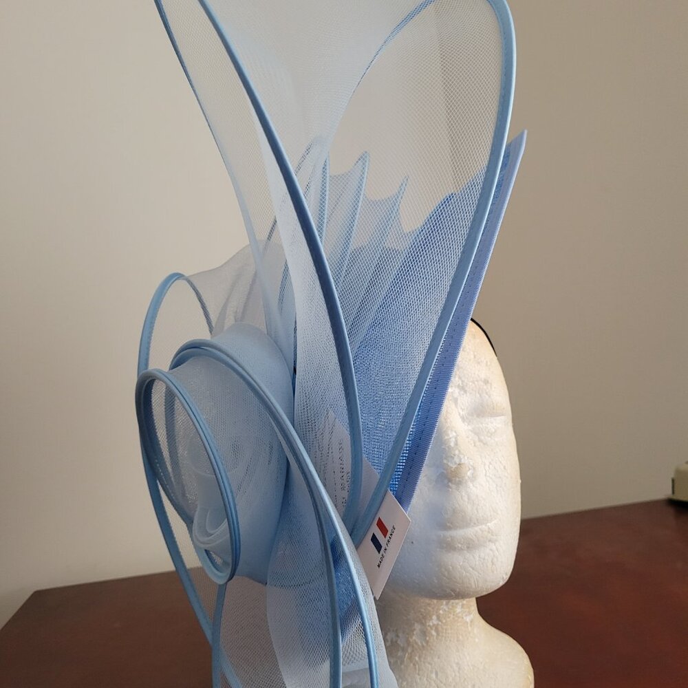 Paris Hand-Made Large Brim Ruffle Organza Hat | Elegant Royal Derby Wedding Hat - Picture 7 of 13